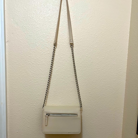 👻 2/$20 item! Forever 21‎ Cream Purse - Picture 3 of 7